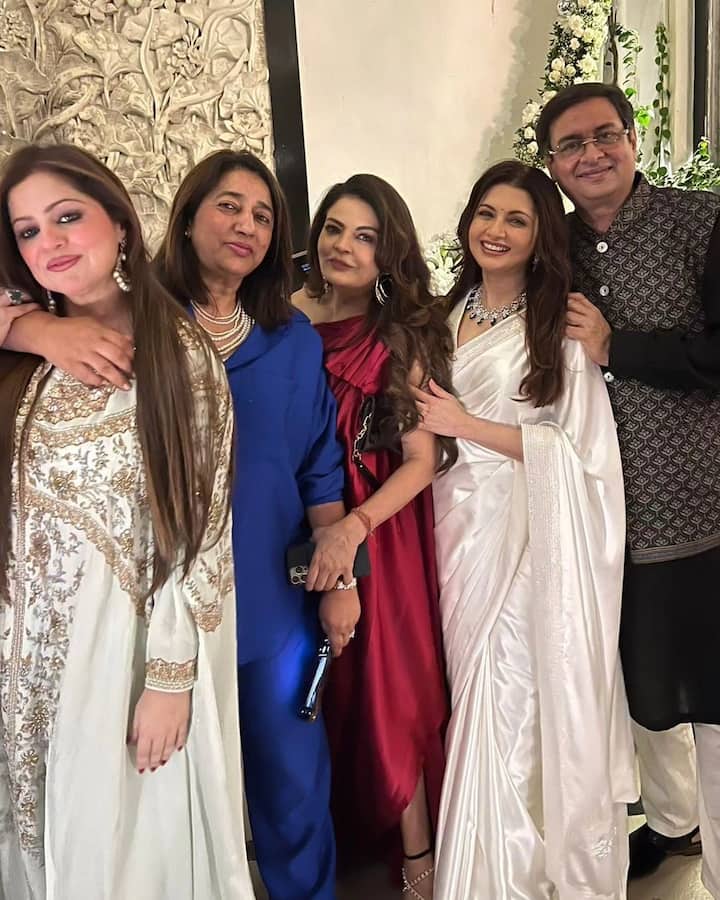 भाग्यश्री ने अपने बर्थडे बैश में खूब मस्ती की. एक्ट्रेस ने दोस्तों जंग जमकर तस्वीरें क्लिक कराईं.
