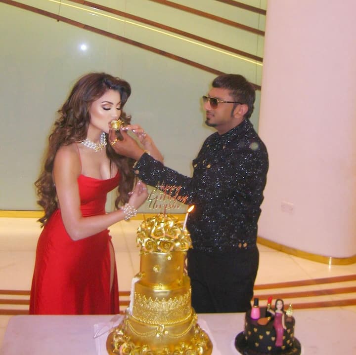Urvashi Rautela 24 Carat Gold Birthday Cake Honey Singh See Photos