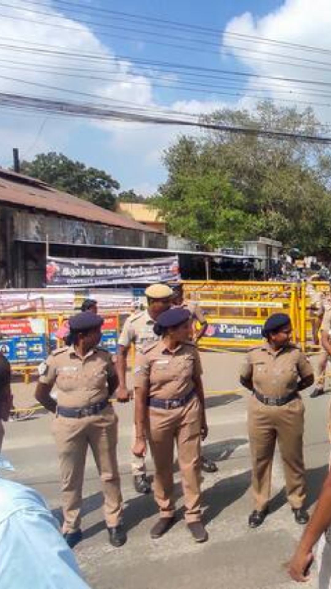 एसपी दो प्रकार के होते हैं उप पुलिस निरक्षक