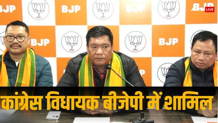 Congress MLAs Ninong Ering and Wanglin Lowangdong Joins BJP CM Pema Khandu tweets अरुणाचल प्रदेश के दो कांग्रेस विधायकों ने थामा बीजेपी का दामन, सीएम पेमा खांडू ने इस अंदाज में किया स्वागत