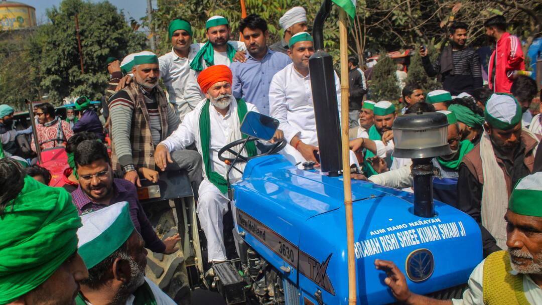 Farmers Protest: किसान आंदोलन का आज 14वां दिन, SKM निकालेगा ट्रैक्टर मार्च, हाइवे पर लग सकता है जाम Farmers Protest Samyukt Kisan Morcha 26 February Tractor Rally On Delhi Dehradun National Highway Rakesh Tikait Remarks Farmers Protest: किसान आंदोलन का आज 14वां दिन, SKM निकालेगा ट्रैक्टर मार्च, हाइवे पर लग सकता है जाम