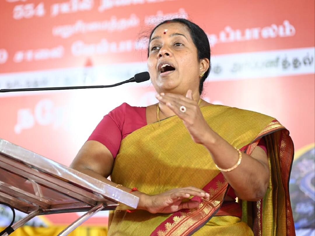 பாஜகவில் பிற கட்சியினர் இணைவதற்கு பின்னணியில் பண பேரமா? - வானதி சீனிவாசன் விளக்கம் Vanathi Srinivasan explains whether there is a money deal behind the merger of other parties in the BJP - TNN பாஜகவில் பிற கட்சியினர் இணைவதற்கு பின்னணியில் பண பேரமா? - வானதி சீனிவாசன் விளக்கம்