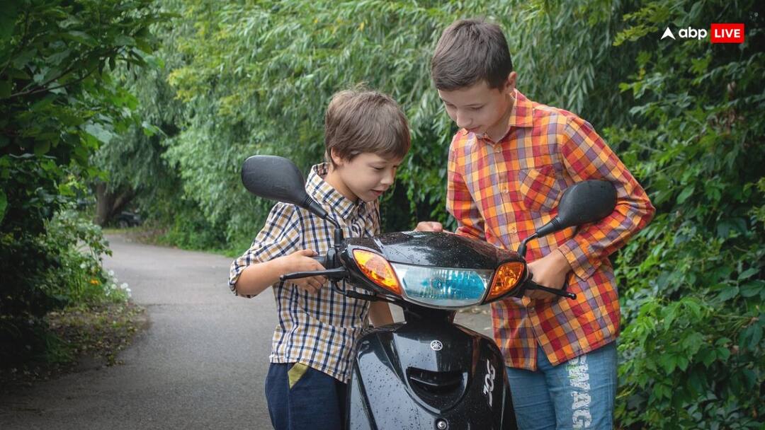 Driving License Rules: 16 साल की उम्र में भी बनता है ड्राइविंग लाइसेंस, ये होते हैं नियम Driving license Rules can be apply for license at age of 16 Full process Driving License Rules: 16 साल की उम्र में भी बनता है ड्राइविंग लाइसेंस, ये होते हैं नियम