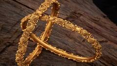 வாரத்தின் முதல் நாளே குறைந்த தங்கம் விலை.. சவரனுக்கு எவ்வளவு தெரியுமா? இன்றைய நிலவரம் இதோ..