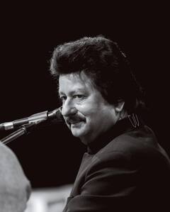 Pankaj Udhas Death: डॉक्टर बनने के लिए लिया था कॉलेज में एडमिशन...लेकिन गायकी पर अटका रहा दिल, जानिए पंकज उधास के बारे में अनसुनी बातें