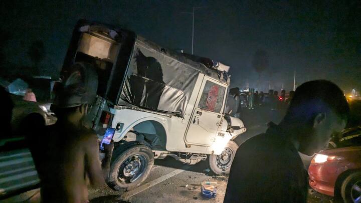 Tejashwi Yadav Escort Accident in Purnia One Jawan Died and Six Injured ANN Tejashwi Yadav Escort Accident: पूर्णिया में तेजस्वी यादव की एस्कॉर्ट गाड़ी दुर्घटनाग्रस्त, एक जवान की मौत, 6 घायल