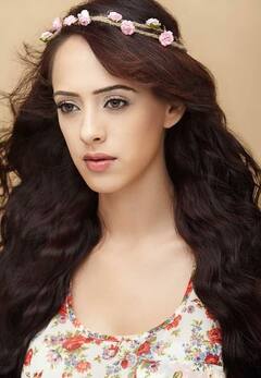 क्रिकेटर का दिल जीतने वाली ये एक्ट्रेस क्यों हुई बॉलीवुड से दूर? आज जी रही हैं ऐसी जिंदगी