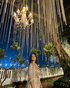 Malavika Mohanan : என்னவொரு என்னவொரு அழகியடா..நடிகை மாளவிகா மோகனனின் அசத்தல் புகைப்படங்கள்!