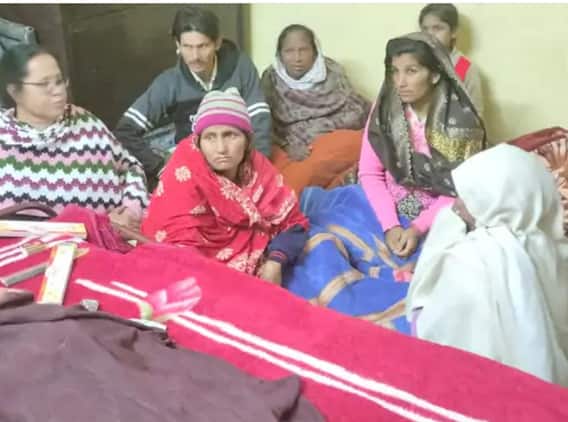 Amritsar news: ਚਾਈਨਾ ਡੋਰ ਨੇ ਇੱਕ ਹੋਰ ਪਰਿਵਾਰ ਦੇ ਘਰ ਵਿਛਾਏ ਸੱਥਰ, 6 ਸਾਲਾ ਬੱਚੀ ਦੀ ਹੋਈ ਮੌਤ Amritsar news: ਚਾਈਨਾ ਡੋਰ ਨੇ ਇੱਕ ਹੋਰ ਪਰਿਵਾਰ ਦੇ ਘਰ ਵਿਛਾਏ ਸੱਥਰ, 6 ਸਾਲਾ ਬੱਚੀ ਦੀ ਹੋਈ ਮੌਤ