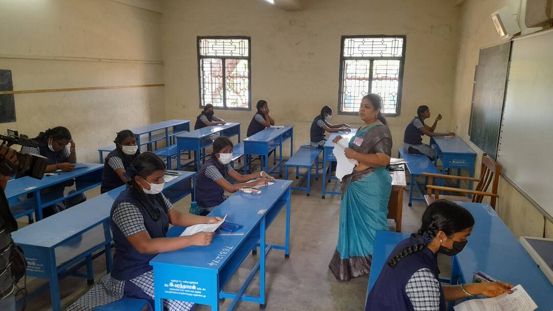 12th Public Exam: 2 நாட்களில் பிளஸ் 2 பொதுத்தேர்வு- 3,302 மையங்களில் ஏற்பாடுகள் தீவிரம்