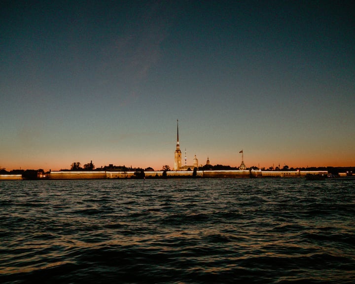 सिंधु नदी को पाकिस्तान की राष्ट्रीय नदी का दर्जा भी मिला हुआ है. इस नदी सेे पाकिस्तान में कई लोगों की प्यास बुझती है.