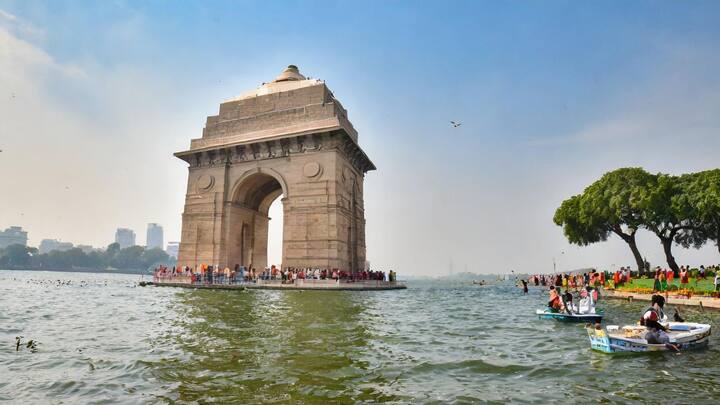 बता दें कि  पेरिस के आर्क डे ट्रॉयम्फ़ से प्रेरित है और इसे साल 1931 में बनाया गया था. यह 42 मीटर ऊंचा है और कुछ हद तक पेरिस में स्थित 'आर्क डी ट्रायम्फ' जैसा दिखता है.