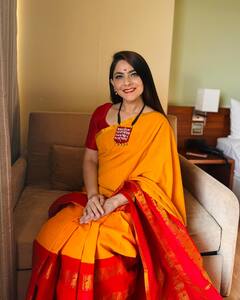 PHOTO: अभिनेत्री सोनाली कुलकर्णीने हटके स्टाईलमध्ये दिल्या मराठी भाषा गौरव दिनाच्या शुभेच्छा!