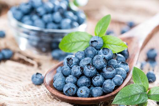 Blueberries - These small fruits are high in antioxidants, which can help protect cells from damage. (Image Source: Getty)