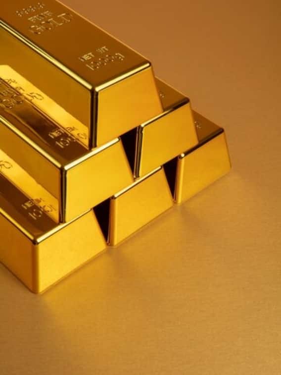 खरीद रहे हैं सोना, तो इन बातों का रखें ध्यान