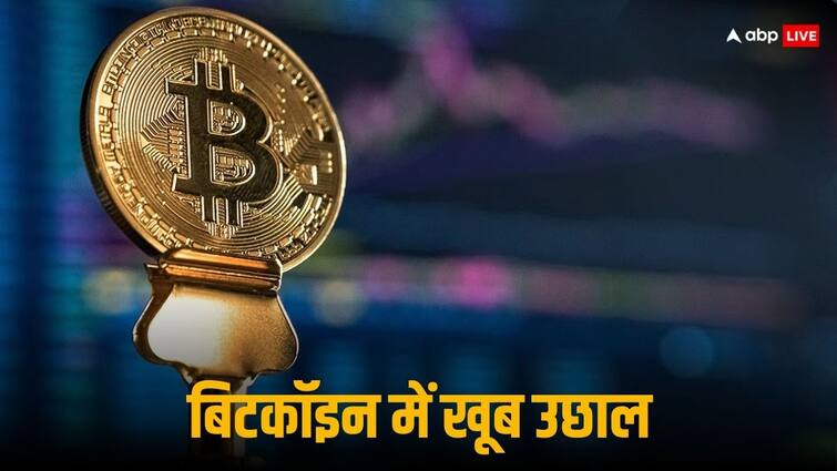 Bitcoin hits at 56000 dollar mark after two years on basis of strong ETF inflows Bitcoin Record High: बिटकॉइन के भाव 56,000 डॉलर पर, 26 महीने बाद फिर क्यों दिखा रही उछाल