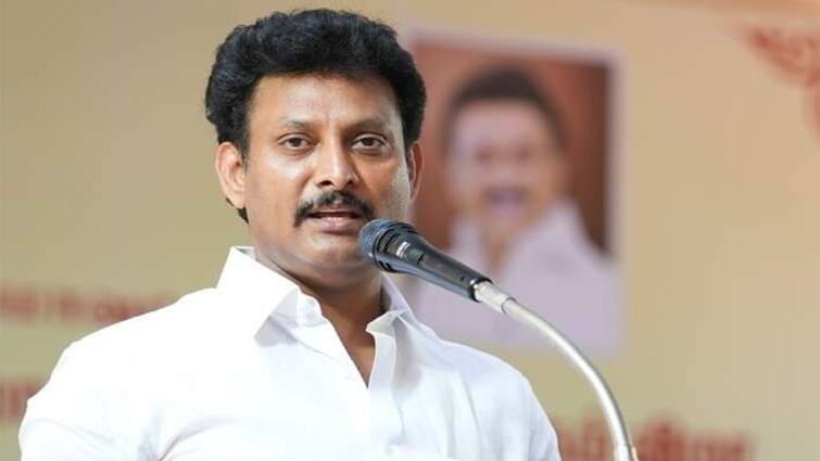 School Education Minister anbil mahesh has appealed to the teachers who are participating in the protest Teachers Protest: ”தேர்வை கருத்தில் கொண்டு போராட்டத்தை கைவிடுங்க” ஆசிரியர்களுக்கு அமைச்சர் அன்பில் மகேஸ் வேண்டுகோள்!