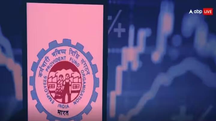 તમામ નોકરી કરતા લોકોના માસિક પગારમાંથી પીએફ કાપવામાં આવે છે, જે તેમના પીએફ ખાતામાં જમા થાય છે. આમાં કંપનીનો પણ હિસ્સો છે.