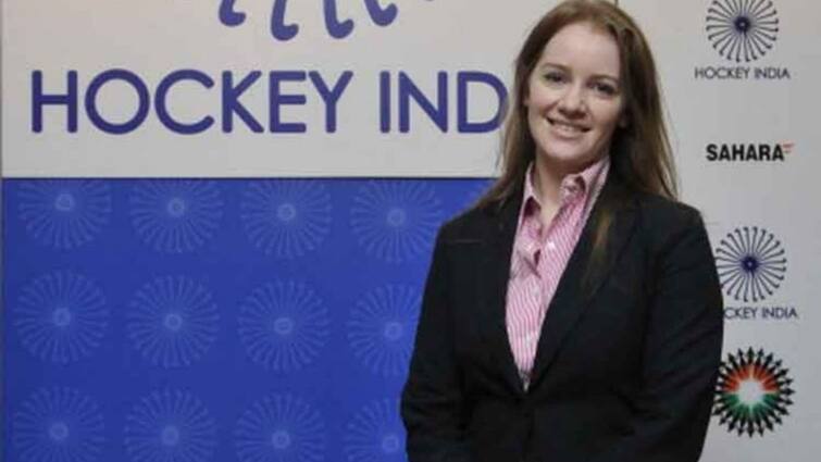 Hockey India CEO Elena Norman Resigns after 13 Years Leadership Hockey India CEO Resigns: జీతం ఇవ్వ‌ట్లేదంటూ- హాకీ ఇండియా సీఈఓ రాజీనామా!