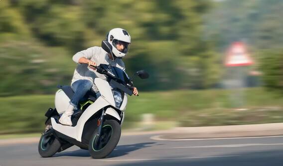 ২০২৩ সালের সেরা ৫ ইভি স্কুটার এগুলি