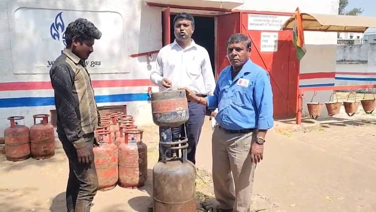 Panchmahal: Gas refilling scam exposed in Godhra beneficiary of Ujjwala scheme also vicitm News: ગોધરામાં ગેસ રિફિલિંગ કૌભાંડ ઝડપાયું, ઉજ્જવલા યોજનાના લાભાર્થી પાસેથી પણ ખંખેર્યા રૂપિયા