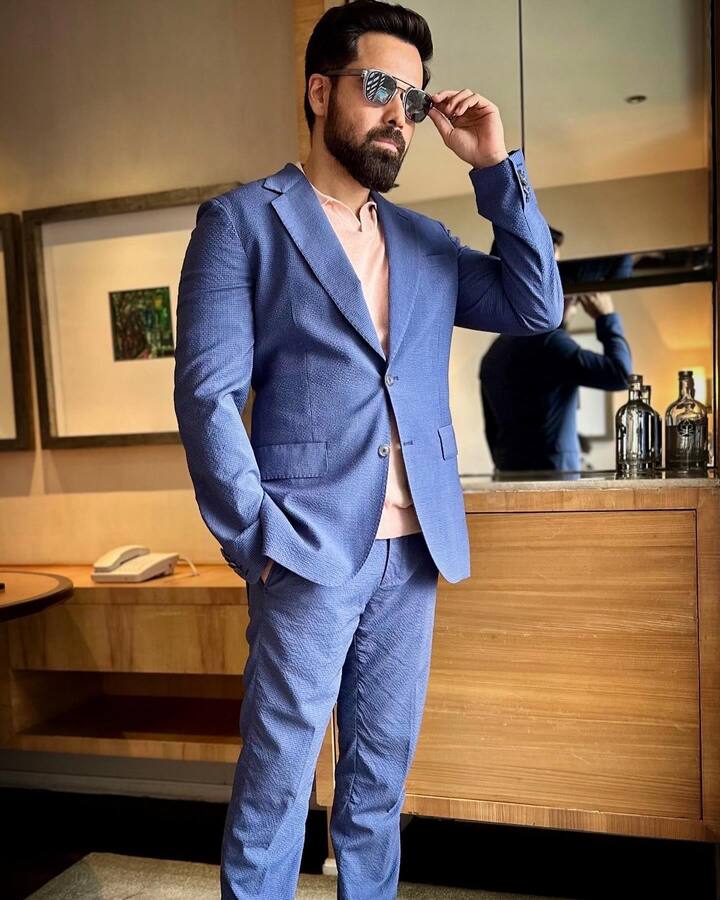 यामागचे कारणही अभिनेत्याने सांगितले. अभिनेता म्हणून आपल्या प्रतिमेमुळे अशा भूमिका आपल्यासाठी अवघड असल्याचं तो म्हणाला. (photo:therealemraan/ig)