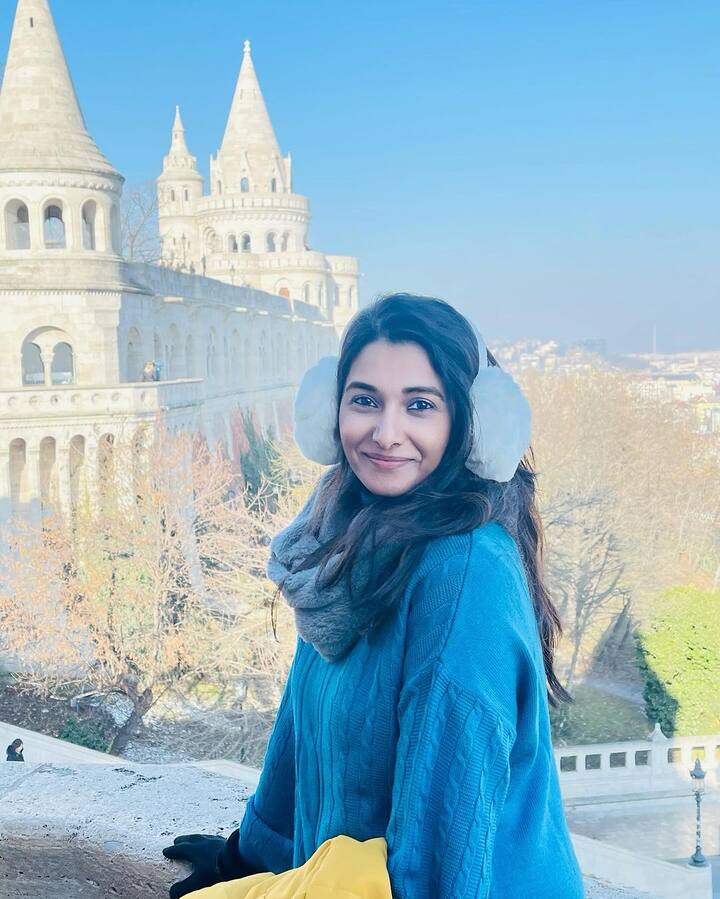 மேயாத மான் படத்தில் அறிமுகமாகி கடைக்குட்டி சிங்கம், மான்ஸ்டர், யானை, திருசிற்றம்பலம், அகிலன், பத்து தல, ருத்ரன் போன்ற பல படங்களில் நடித்துள்ளார்.