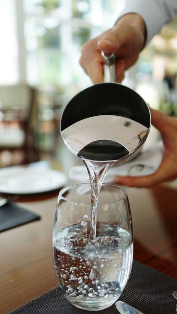 நீங்கள் ஏன் உங்கள் உடலை நீரேற்றமாக வைத்து கொள்ள வேண்டும் தெரியுமா?