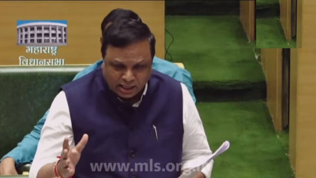 Mumbai water supply : मुंबईतील पाणी वाटपाची श्वेतपत्रिका काढा, फसलेल्या 24 तास पाणी योजनेची चौकशी करा, आशिष शेलार यांची विधानसभेत मागणी Mumbai water supply news BJP MLA Ashish Shelar demands to issue white paper of BMC water distributions attacks on Uddhav Thackeray Shiv Sena at Vidhan Sabha Maharashtra Mumbai water supply : मुंबईतील पाणी वाटपाची श्वेतपत्रिका काढा, फसलेल्या 24 तास पाणी योजनेची चौकशी करा, आशिष शेलार यांची विधानसभेत मागणी