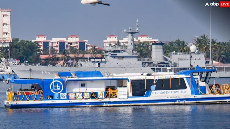 PM Modi launches 1st Made in India green H2 fuel hydrogen-powered ferry built at Cochin Shipyard PM मोदी ने जिस हाइड्रोजन से चलने वाली पहली नौका का किया उद्घाटन, उसमें क्या है खास? जानिए