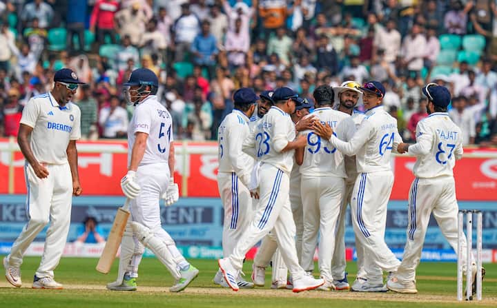 India has already won five-match Test series 3-1. Considering IND vs ENG 5th Test match status as a dead rubber,  India is expected to implement a couple more changes. It is likely that a batter and a bowler will be rested for fifth Test in Dharamshala.