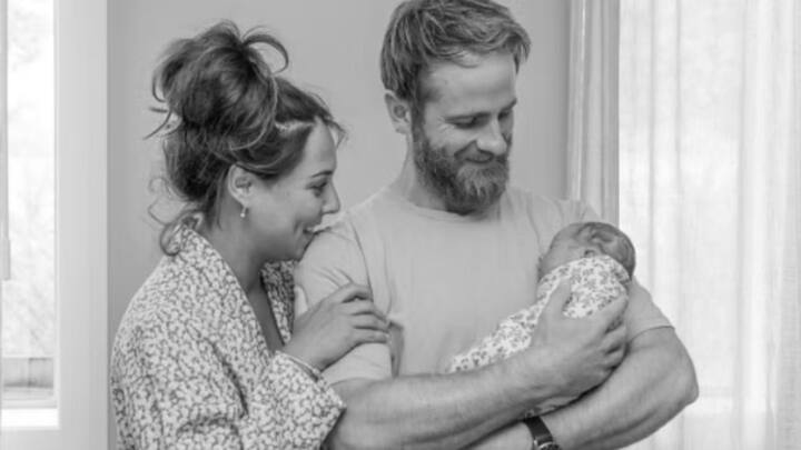 New Zealand batsman Kane Williamson and his wife are blessed with a baby girl Kane Williamson: மூன்றாவது முறையாக குவா குவா சத்தம்.. மீண்டும் தந்தையானார் கேன் வில்லியம்சன்..!