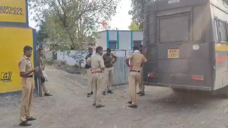 Curfew Order canceled  in Ambad City of Jalna district mbad rural areas curfew continue marathi news मोठी बातमी! जालन्यातील अंबड शहरातील संचारबंदी उठवली, मात्र, ग्रामीण भागात आदेश कायम