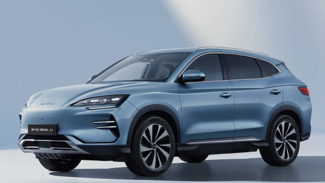 BYD Seal U SUV: बीवाईडी ने पेश की Seal U SUV, इलेक्ट्रिक और हाईब्रिड पावरट्रेन से होगी लैस BYD unveiled their Seal U SUV in Geneva Motor Show 2024 BYD Seal U SUV: बीवाईडी ने पेश की Seal U SUV, इलेक्ट्रिक और हाईब्रिड पावरट्रेन से होगी लैस