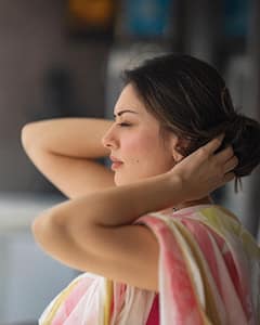 Hansika Motwani : చీరకట్టులో చందమామల కవ్విస్తున్న హన్సిక