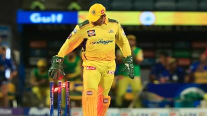 Top 5 Wicketkeepers With Most Stumpings in IPL IPL Records: IPL-ல் அதிக ஸ்டம்பிங் செய்த டாப் 5 விக்கெட் கீப்பர்கள்...சி.எஸ்.கே கேப்டன் தோனியின் சாதனை!