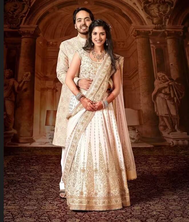 ਤੁਹਾਨੂੰ ਦੱਸ ਦੇਈਏ ਕਿ ਰਾਧਿਕਾ ਮਰਚੈਂਟ ਬਿਜ਼ਨੈੱਸਮੈਨ ਵੀਰੇਨ ਮਰਚੈਂਟ ਦੀ ਬੇਟੀ ਹੈ। ਰਾਧਿਕਾ ਦਾ ਜਨਮ 18 ਦਸੰਬਰ 1994 ਨੂੰ ਹੋਇਆ।