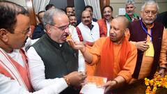 UP Politics: BJP के साथ कमजोर पड़े ओम प्रकाश राजभर! जश्न की तस्वीरों से गायब, क्या ये है वजह?