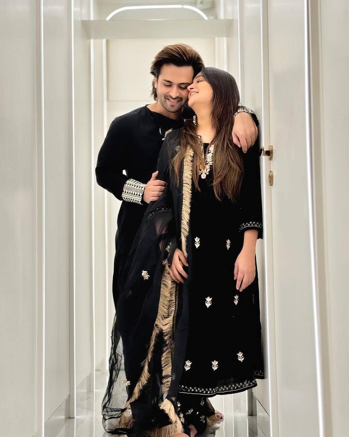 शोएब और दीपिका की लग्जरी चीजों की बात करें तो, कपल के पास 1.78 करोड़ की BMW X7, 74 लाख की BMW X4, 63 लाख रुपये की BMW 6 और 1. 14 करोड़ की Mercedes Benz. इसके अलावा कपल का मुंबई में दो लग्जरी फ्लैट भी है.