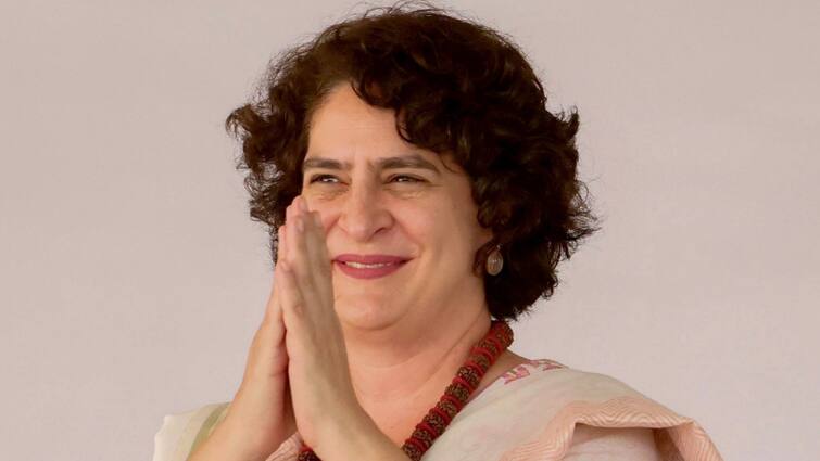 himachal pradesh news: Priyanka Gandhi save sukhvinder sukhu government as talk Pratibha Singh हिमाचल में संकट के बीच एक्टिव हुईं प्रियंका गांधी, प्रतिभा सिंह से की बात, सीएम पद पर लिया बड़ा फैसला