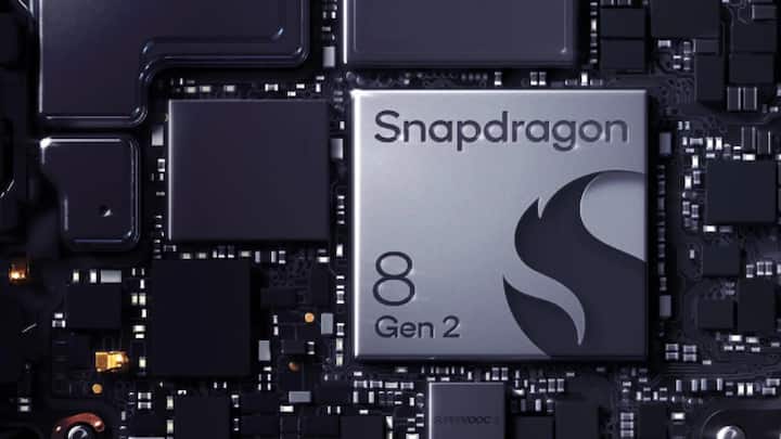 The phone is powered by a Qualcomm Snapdragon 8 Gen 2 chipset.