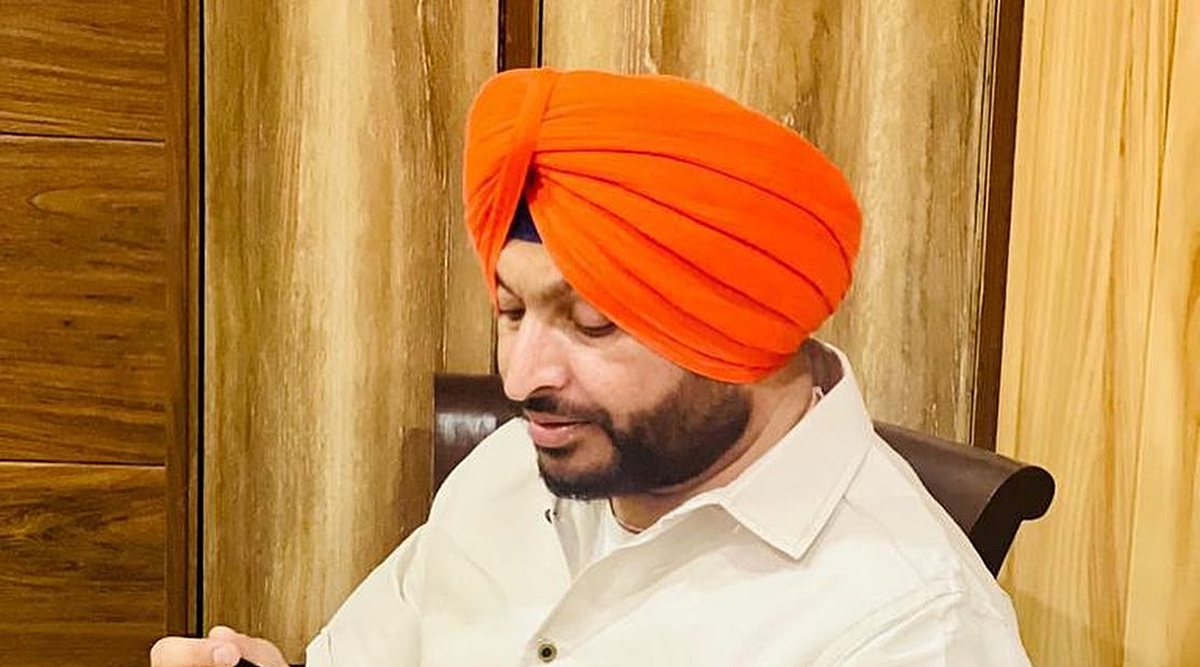 Ludhiana News: ਰਵਨੀਤ ਬਿੱਟੂ, ਸਾਬਕਾ ਮੰਤਰੀ ਆਸ਼ੂ ਸਣੇ ਜ਼ਿਲਾ ਪ੍ਰਧਾਨ ਖਿਲਾਫ FIR, ਨਿਗਮ ਦੇ ਗੇਟ ਨੂੰ ਲਗਾਇਆ ਸੀ ਤਾਲਾ