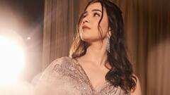 Sara Tendulkar: শাড়ি হোক বা ওয়েস্টার্ন পোশাক, সচিন-কন্যার রূপে মুগ্ধ নেটপাড়া