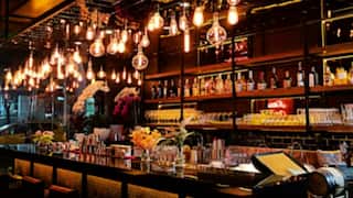 Pune Pubs and Bar Guidelines : पुण्यातील पब, बार, हॉटेल्स पूर्वीप्रमाणेच रात्री दीड वाजेपर्यंत सुरु राहणार, हुक्का पार्लरवर बंदी!