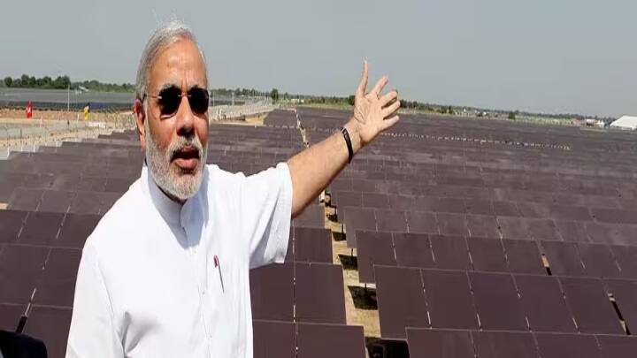 Cabinet clears Solar Scheme To Give 1 Crore Families 300 Units Of Free Power A Month ஒரு கோடி குடும்பங்களுக்கு ஜாக்பாட்! 300 யூனிட் மின்சாரம் இலவசம் - சூரியசக்தி மின் திட்டத்திற்கு அமைச்சரவை ஒப்புதல்!