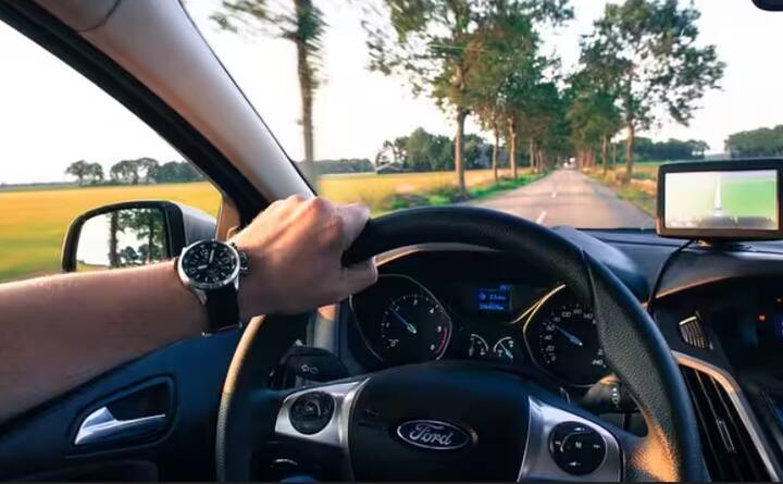 ਫਾਸਟੈਗ ਨੂੰ ਲੈ ਕੇ ਹੁਣ ਸਰਕਾਰ ਨੇ ਵਨ ਫਾਸਟੈਗ ਵਨ ਵਹੀਕਲ ਦਾ ਨਿਯਮ ਬਣਾਇਆ ਹੈ, ਜਿਸ 'ਚ ਫਾਸਟੈਗ ਕੇਵਾਈਸੀ ਨੂੰ ਲਾਜ਼ਮੀ ਕਰ ਦਿੱਤਾ ਗਿਆ ਹੈ।