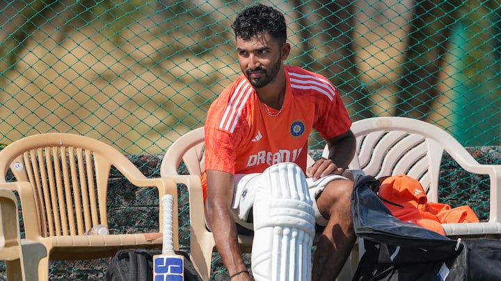 Karnataka star batter Devdutt Padikkal will make his India debut in Tests in IND vs ENG 5th Test in Dharamshala on March 7, Hindustan Times reported.