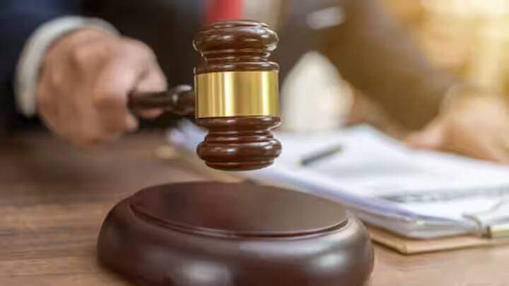 Vyapam Scam: व्यापम घोटाले में दो डॉक्टरों को चार-चार साल की सजा, ग्वालियर की स्पेशल कोर्ट ने सुनाया फैसला Vyapam Scam MP Two doctors sentenced to four years each in by Gwalior special court ANN Vyapam Scam: व्यापम घोटाले में दो डॉक्टरों को चार-चार साल की सजा, ग्वालियर की स्पेशल कोर्ट ने सुनाया फैसला