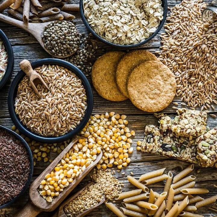 ਜੇਕਰ ਤੁਸੀਂ ਸ਼ਾਕਾਹਾਰੀ ਹੋ ਤਾਂ ਦਾੜ੍ਹੀ ਵਧਾਉਣ ਲਈ ਦਾਲ ਦਾ ਸੇਵਨ ਕਰ ਸਕਦੇ ਹੋ। ਸੋਇਆਬੀਨ, ਸਟਾਰਚ ਬੀਨਜ਼ ਅਤੇ ਮਟਰ ਪ੍ਰੋਟੀਨ ਨਾਲ ਭਰਪੂਰ ਹੁੰਦੇ ਹਨ।