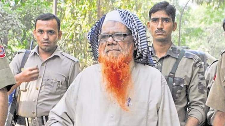 1993 serial bomb blast accused Abdul Karim Tunda acquitted Ajmer Tada court verdict Marathi News मोठी बातमी! 1993 च्या साखळी बॉम्बस्फोटातील मुख्य आरोपी अब्दुल करीम टुंडा निर्दोष, अजमेरच्या टाडा न्यायालयाचा निकाल